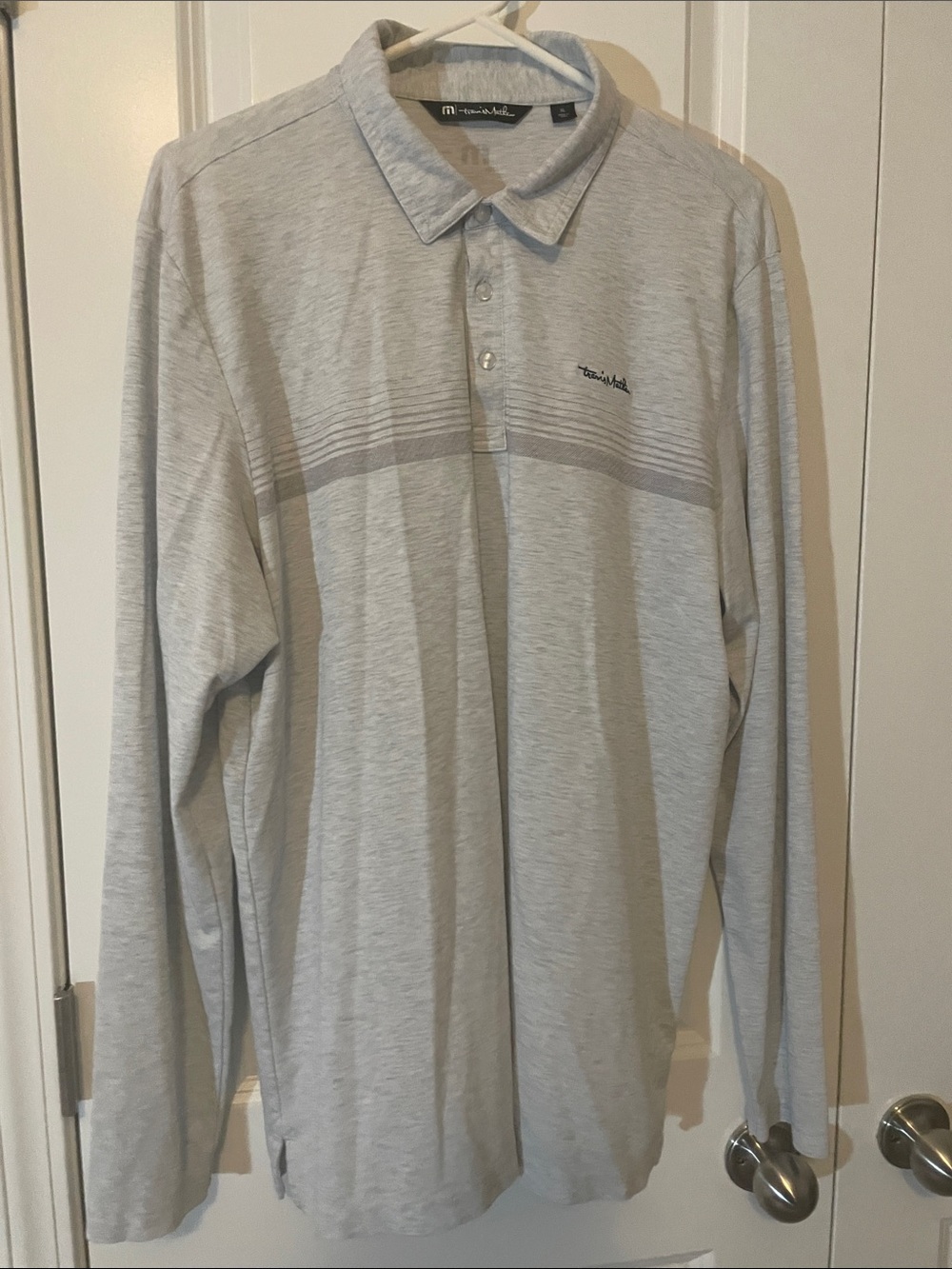 Travis Mathew’s Men's Long Sleeve Polo in Light Gray